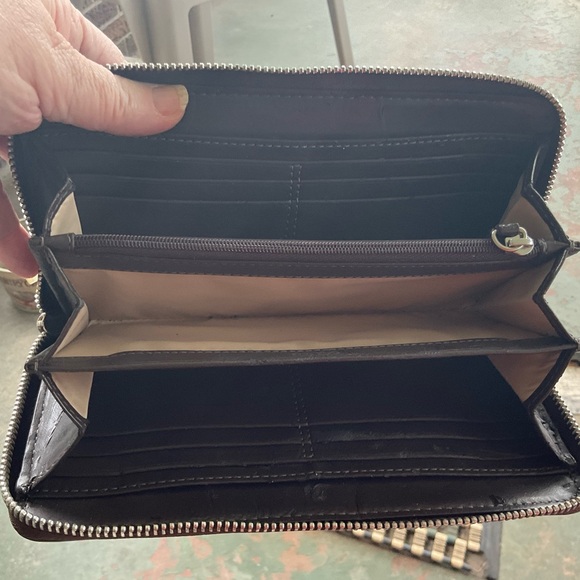 COACH  Brown Zip around wallet - Picture 7 of 10